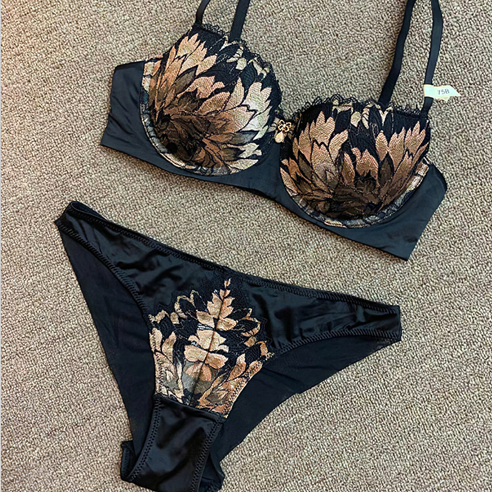 Sexy Underwire Gathered Lace Embroidery Bra & Panty Sets [BRPY0094]